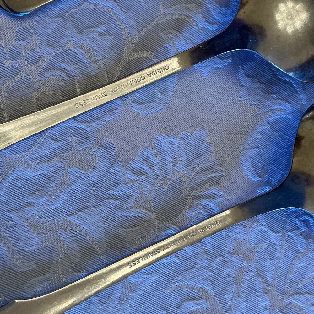 Oneida Stainless Serving Set - Picture 4 of 5
